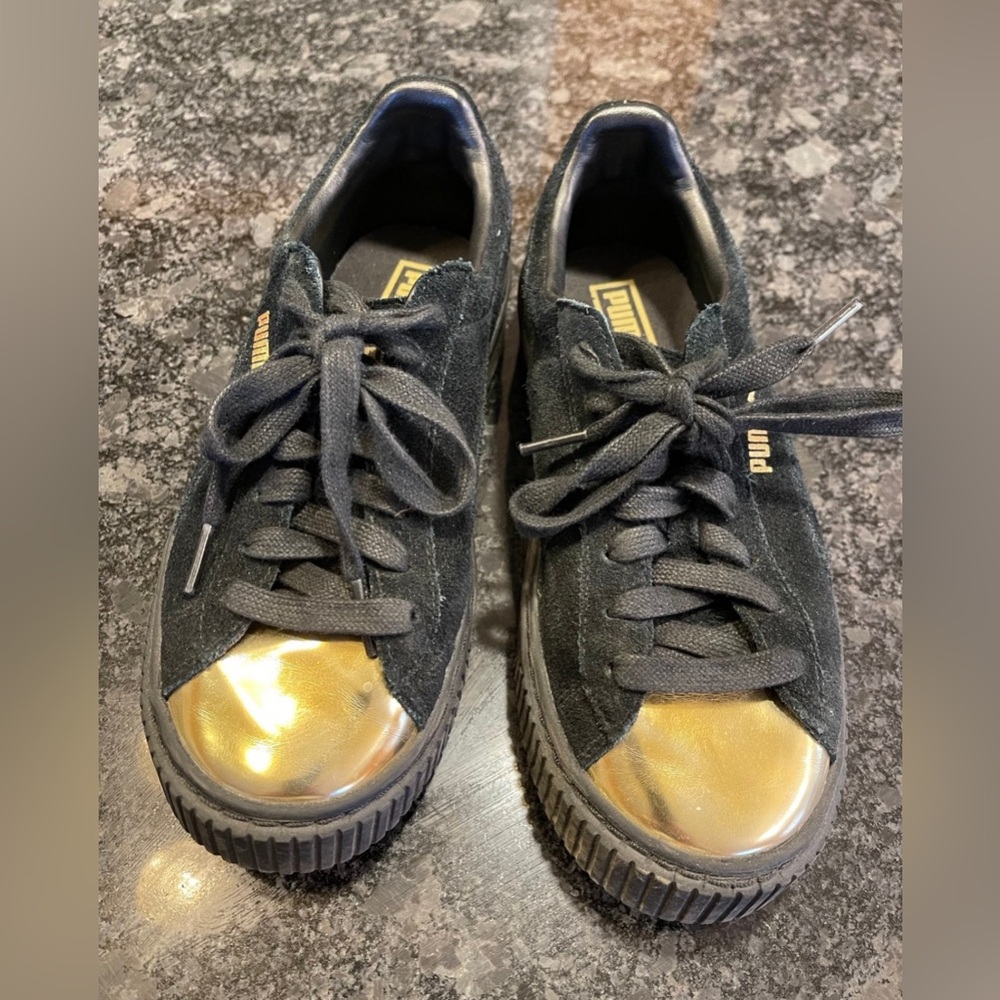 PUMA Sneakers size 6 women